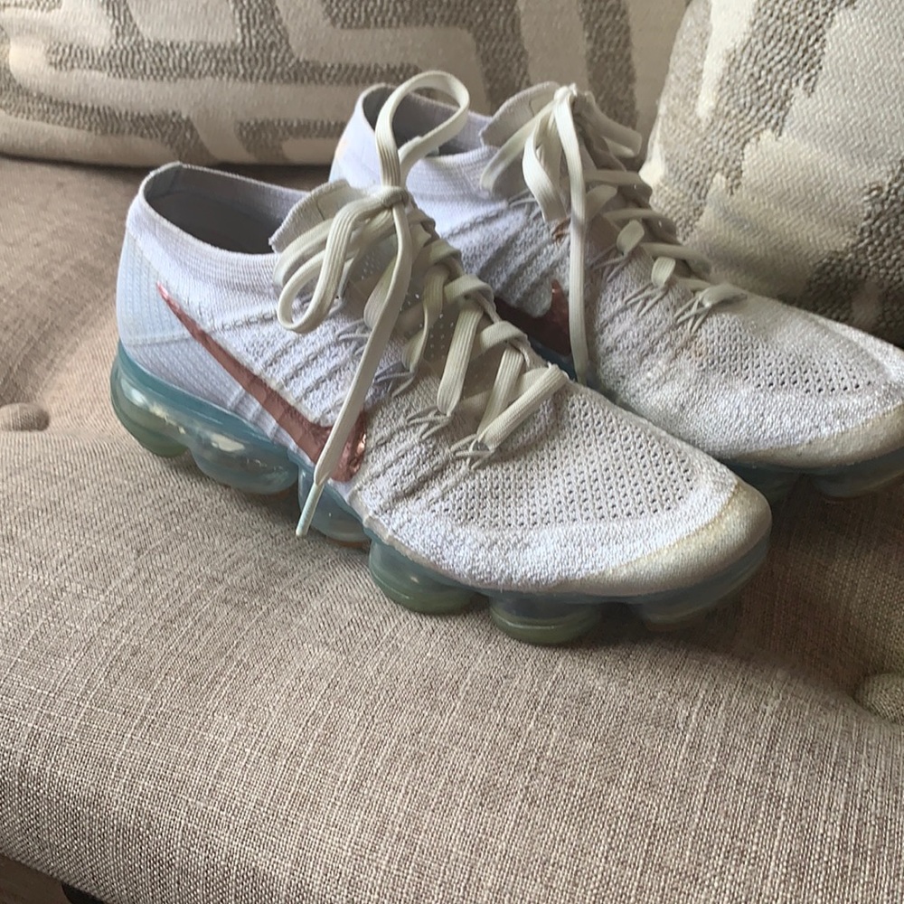 Nike Vapormax size 7